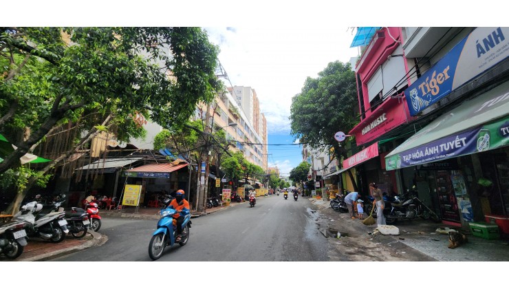 Cho thuê nhà Mặt Tiền Ni Sư Huỳnh Liên Q.Tân Bình 96m², 18Triệu - ĐỐI DIỆN CHUNG CƯ